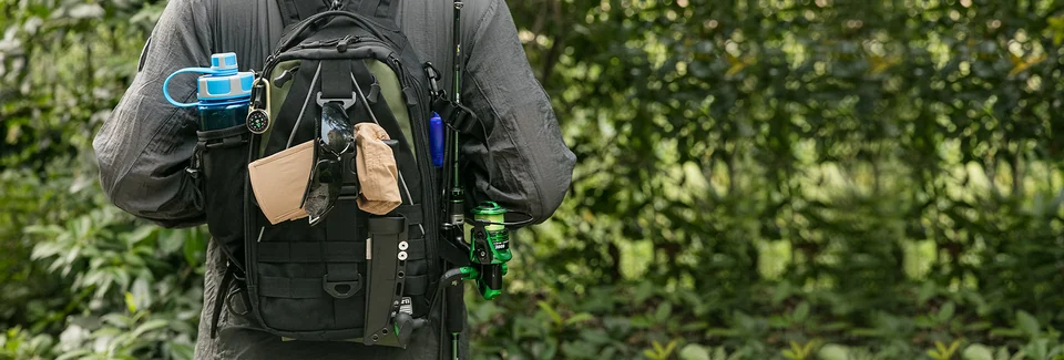 A Ghosthorn tackle pack with tools close at hand.